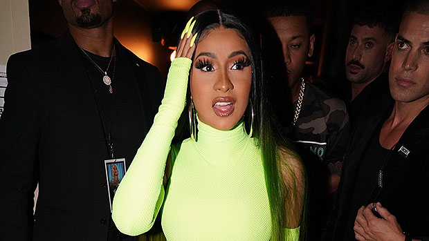 Cardi B rocks sexy green swimsuit in Jamaica with offset: video – Hollywood Life

 +2023