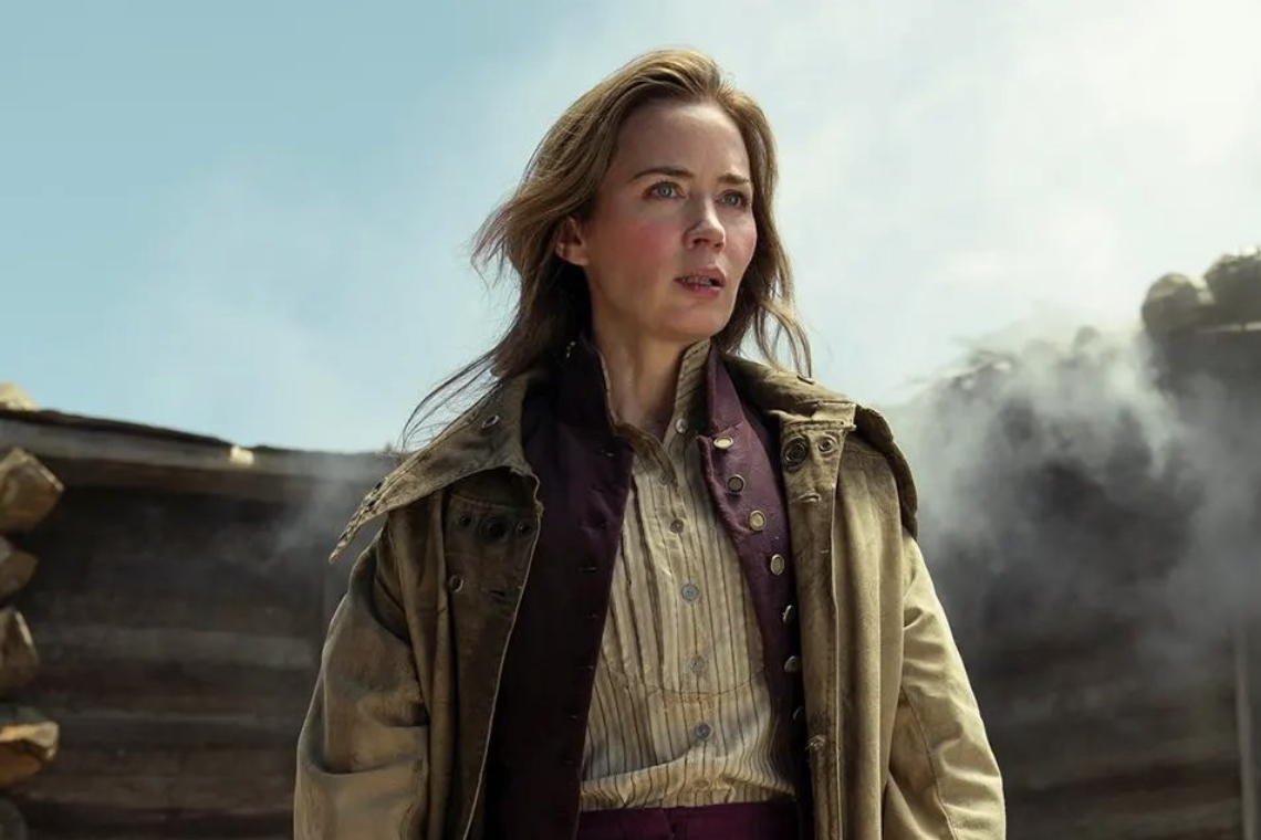 After the crazy story, Emily Blunt comes out to clear the air about Tom Cruise calling her “Pu**y” on the sets of Edge of Tomorrow

+2023