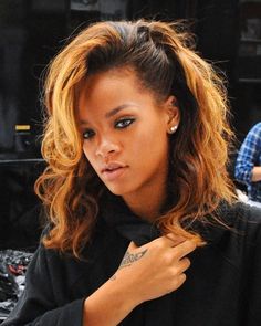 Rihanna-23
