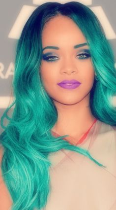 Rihanna-33