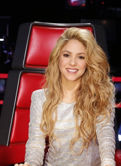 Shakira Hair Color