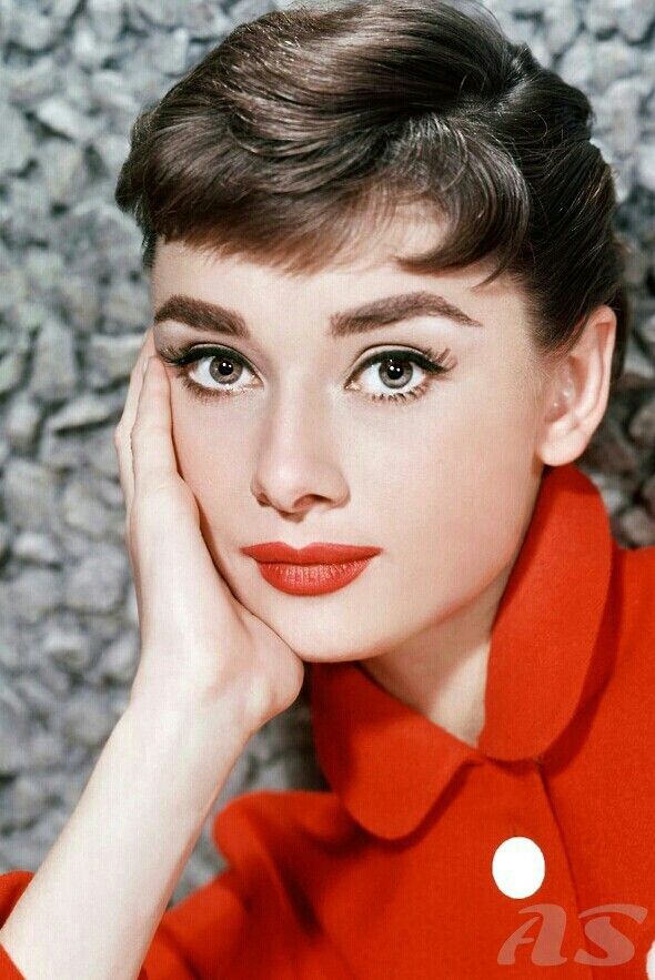Audrey-Hepburn-4