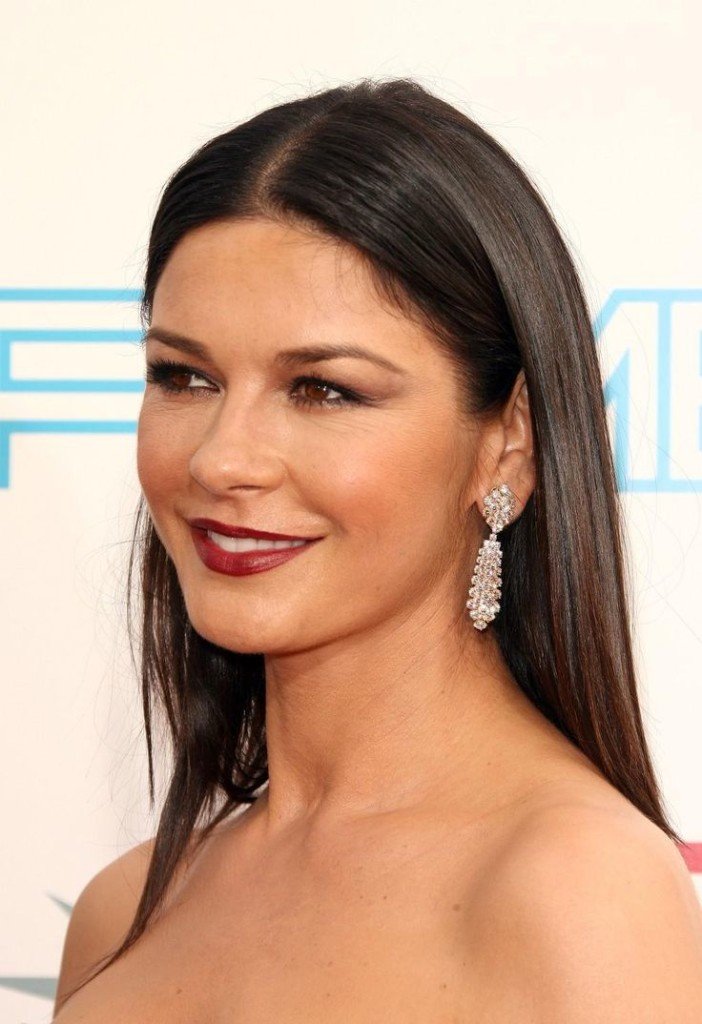 Catherine Zeta-Jones Hair Color – Hair Colar And Cut Style