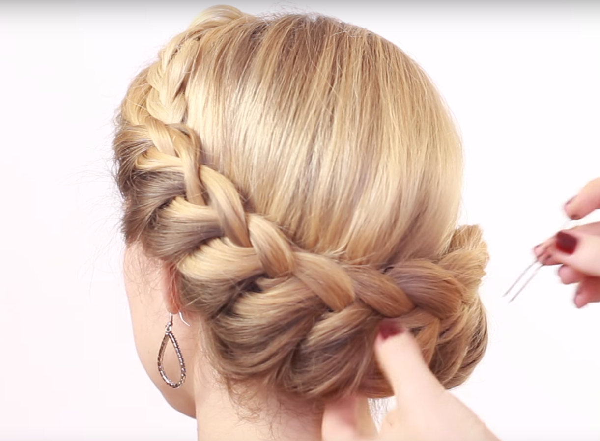 How to Make a Hair Style in Greek Style? ( Aristocratic Style )