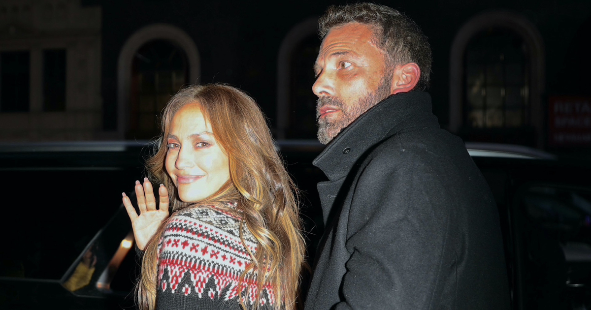 New Year’s Eve is Coming: Jennifer Lopez Wears a Christmas Sweater and Ball Gown
 +2023