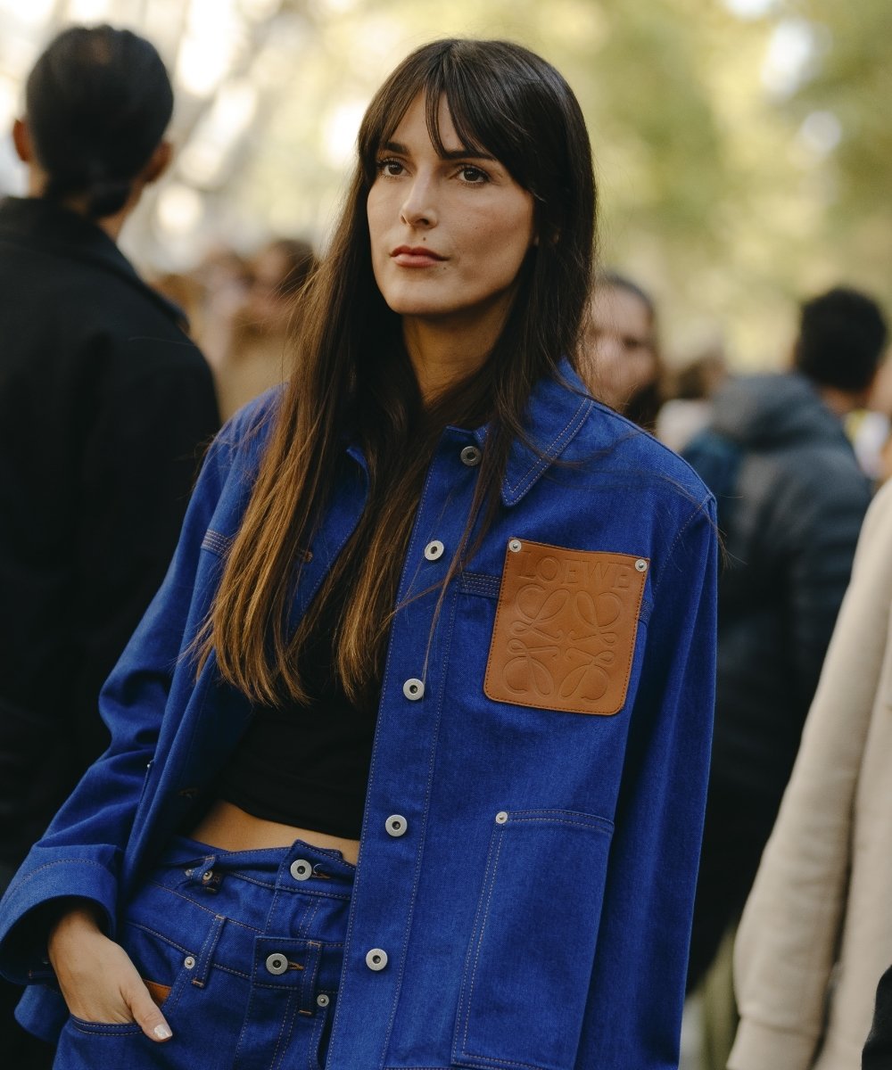 Leia Sfez with curtain bangs in Par's street style