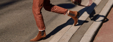 Merkal's brown ankle boots are perfect to wear all winter 