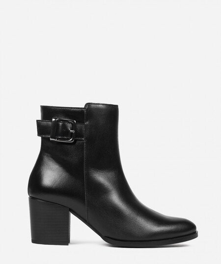 Black Leather Buckle Boot