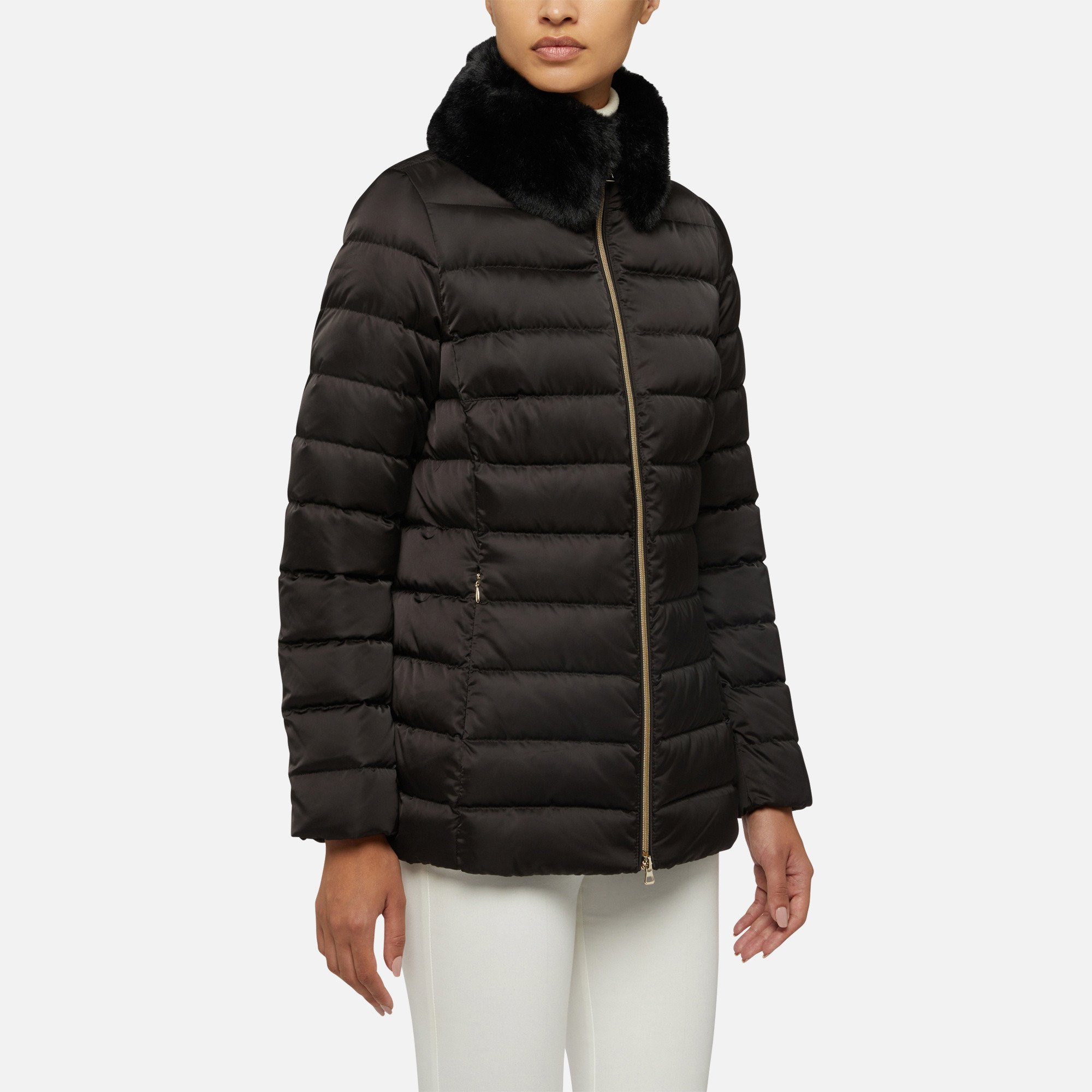 Women's mid-length padded down jacket with a protective collar and lined with synthetic fur.