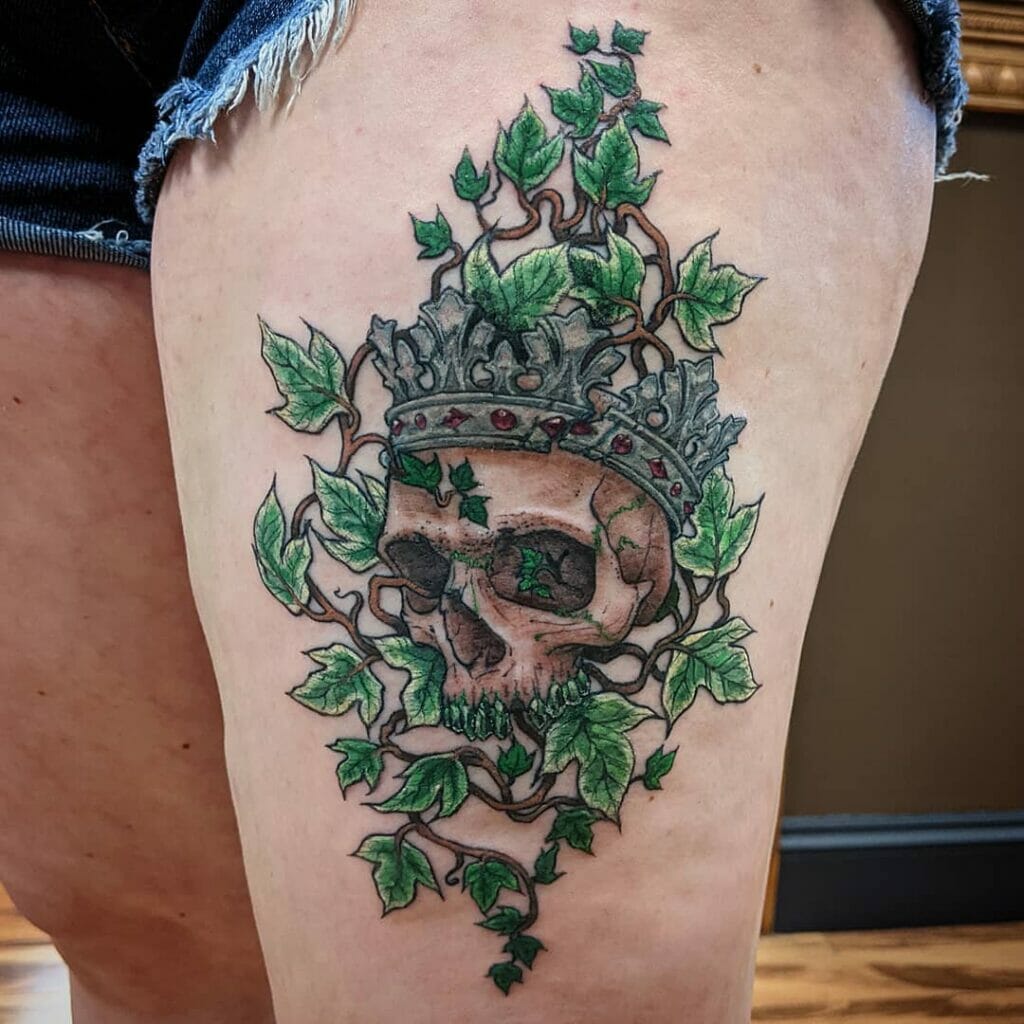 Mesmerizing ivy tattoo with a skull