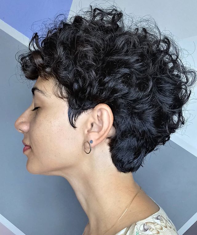 16 pixie cuts with curls photo gallery
+2023