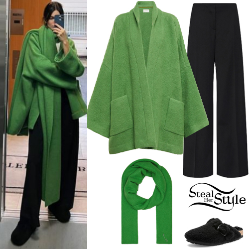 Kendall Jenner: Green Coat, Black Pants

+2023