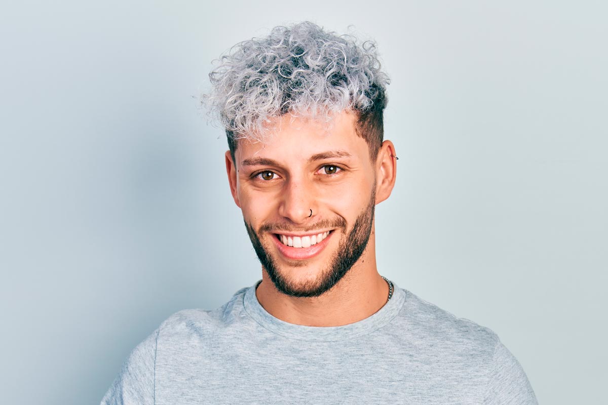 The Underrated Flair of Frosted Tips in Male Fashion +2023