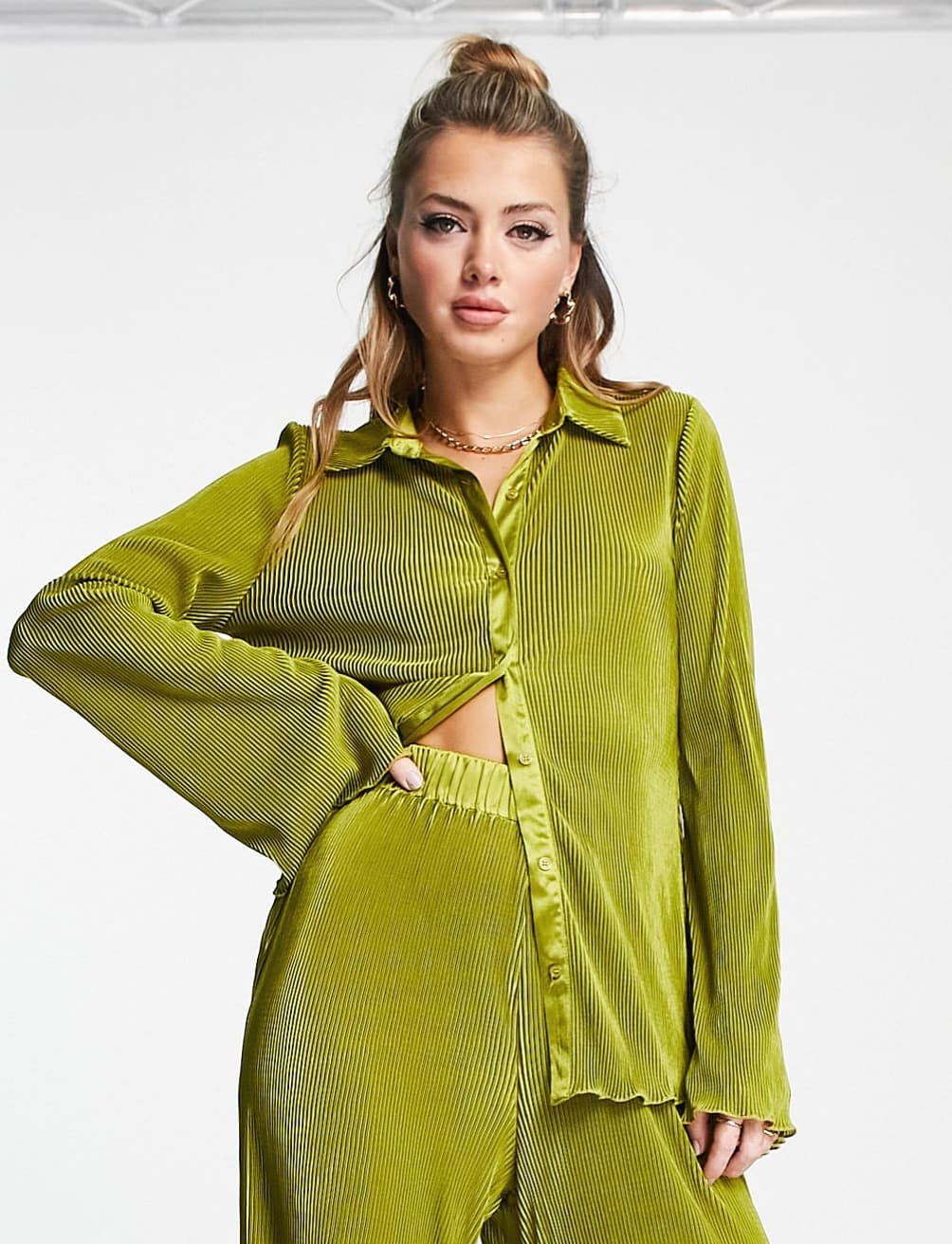 Khaki pleated blouse