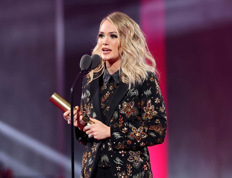 Carrie Underwood People's Choice Awards PCAs 2022