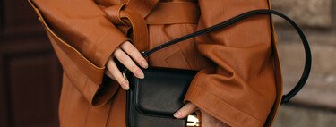 Five black leather bags worth investing in, discounted (and a lot) at the El Corte Inglés Outlet