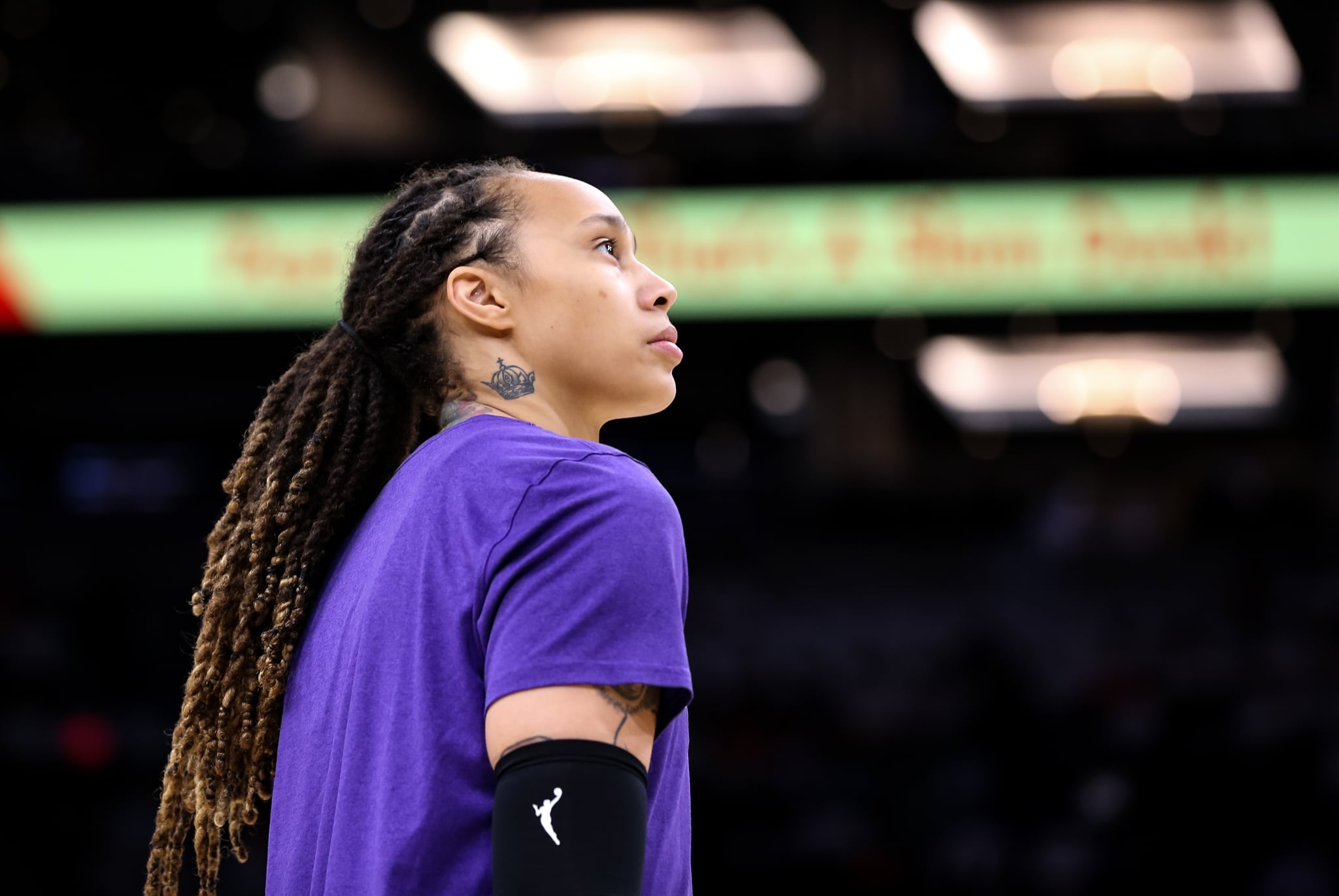 PHOENIX, ARIZONA - OCTOBER 10: Brittney Griner #42 of the Phoenix Mercury during pregame warm up at Footprint Center on October 10, 2021 in Phoenix, Arizona.  NOTICE TO USER: User expressly acknowledges and agrees that by downloading and/or using this photograph, the user agrees to the terms of the Getty Images License Agreement.  (Photo by Mike Mattina/Getty Images)