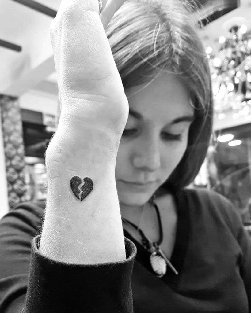 Broken Heart Black Ink Tattoo Designs