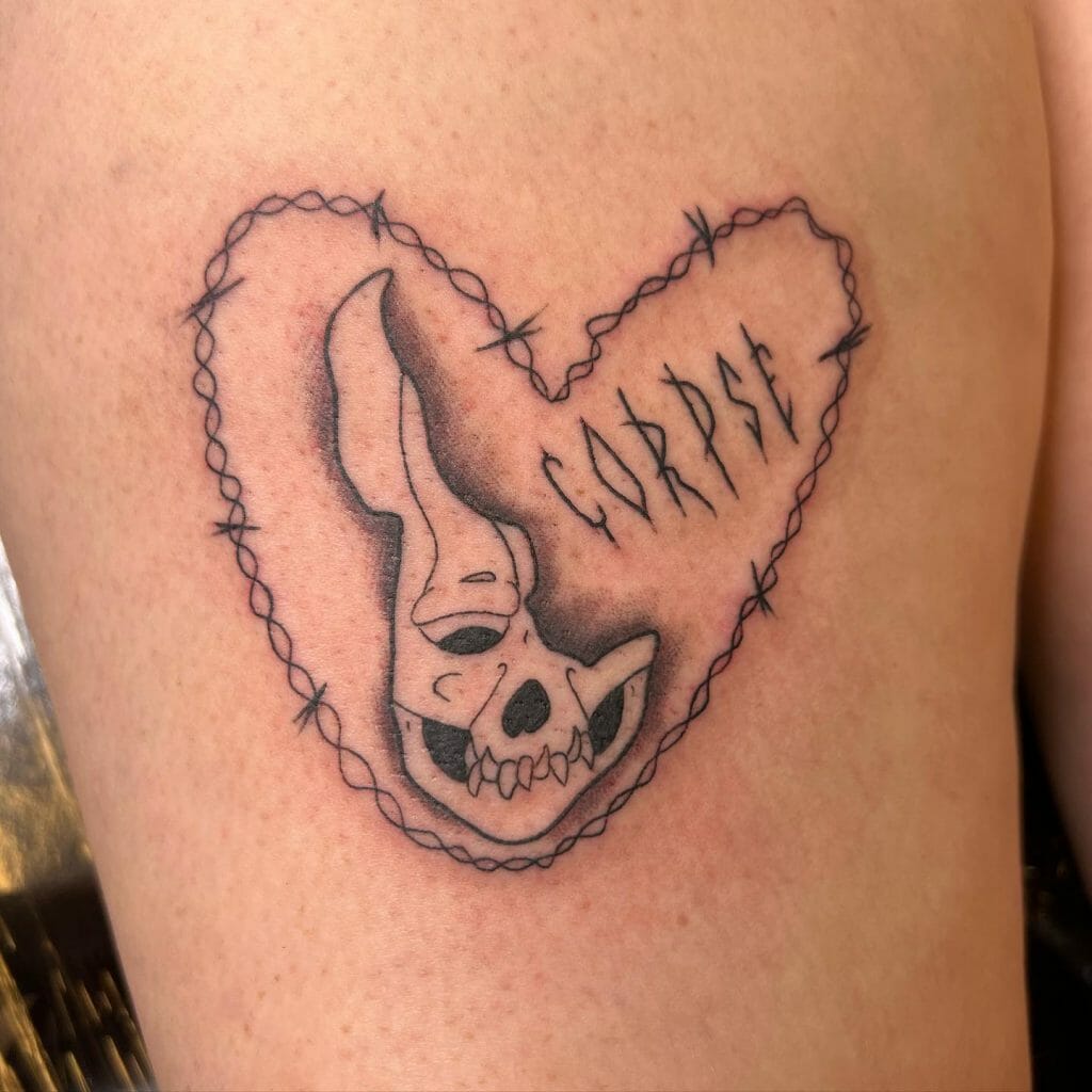 Simple tattoo of the corpse