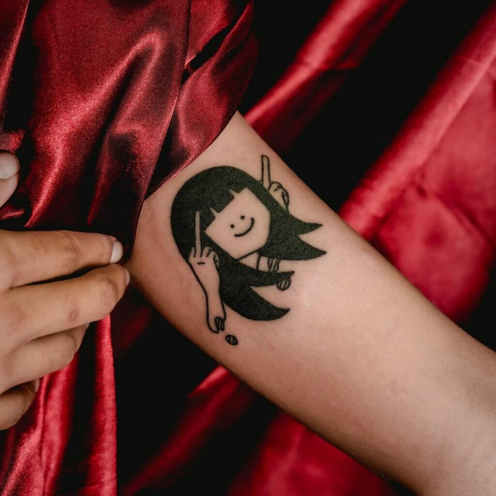 Nettes Mittelfinger-Arm-Tattoo