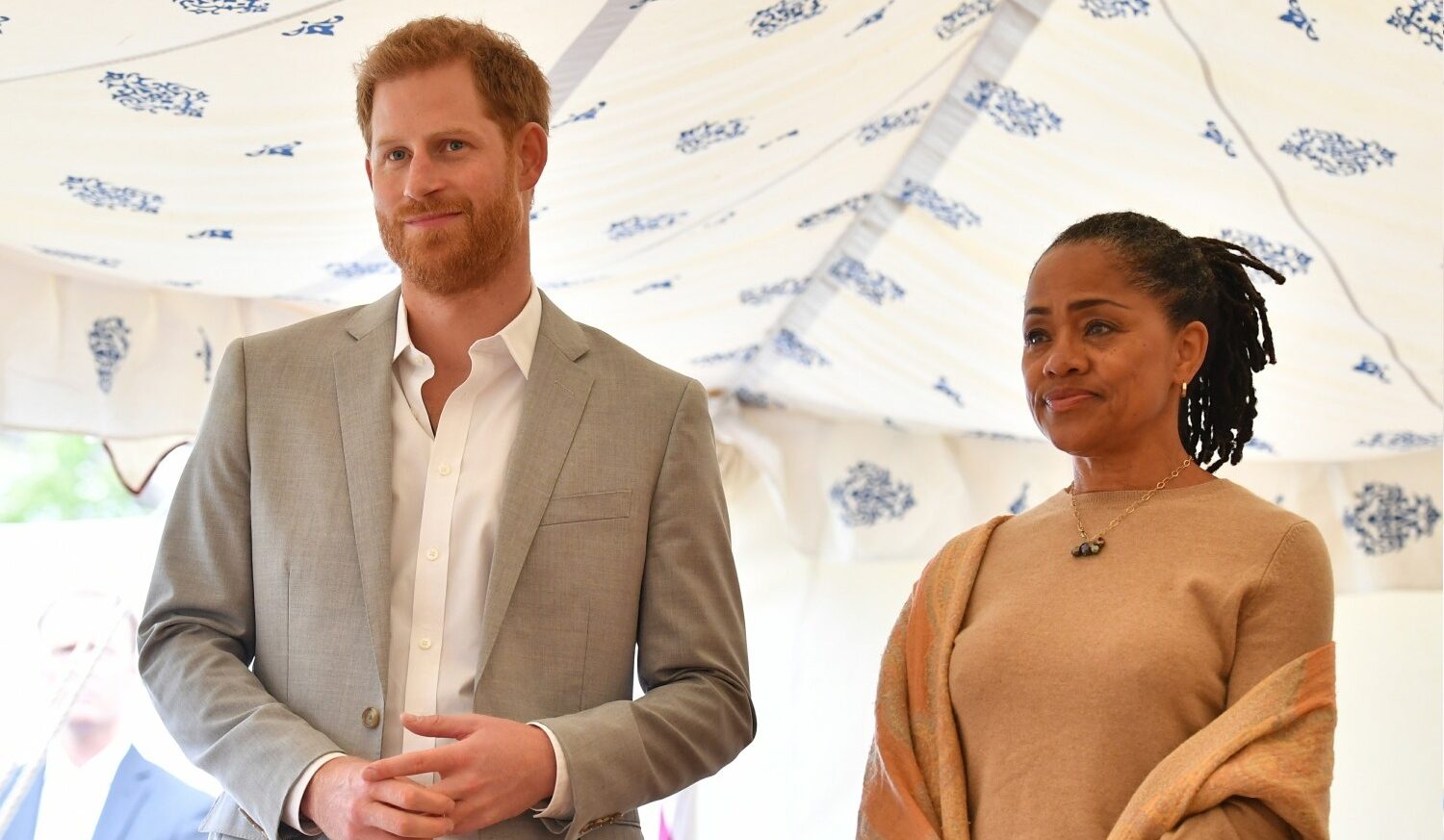 Harry & Meghan: Doria Ragland had an adorable reaction after meeting Prince for the first time

+2023