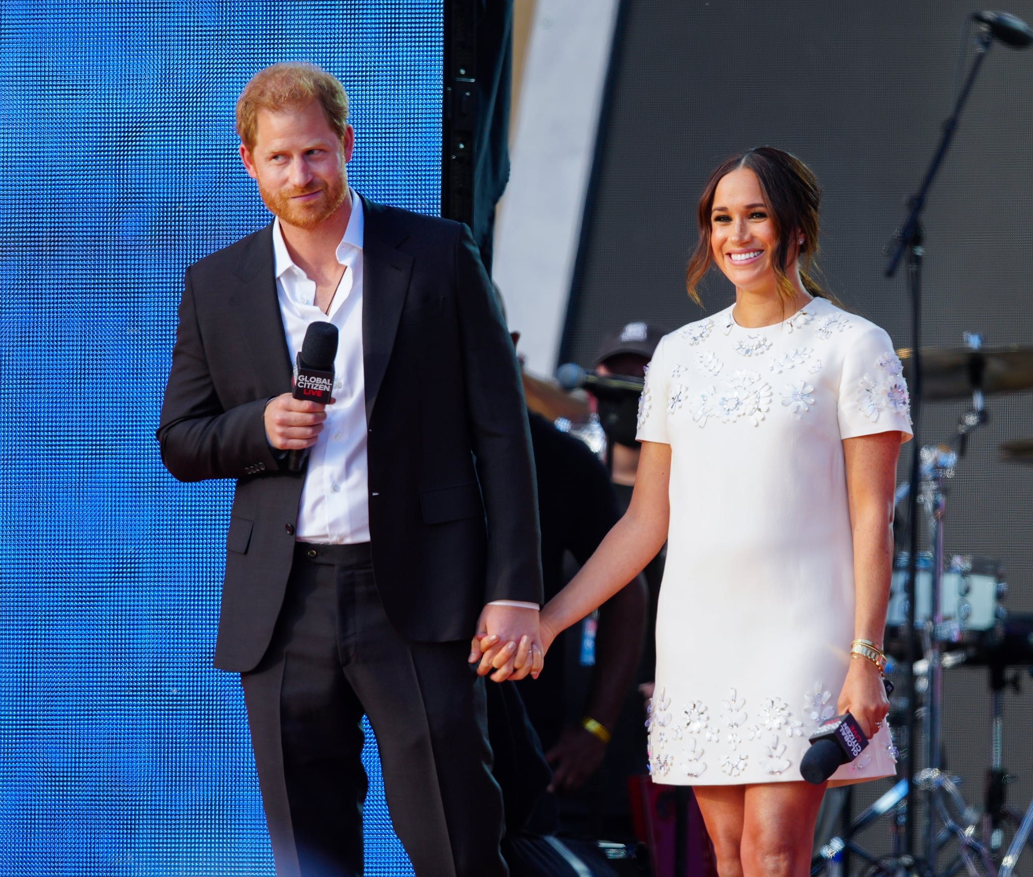 NEW YORK, NEW YORK - SEPTEMBER 25: Prince Harry and Meghan Markle speak onstage at Global Citizen Live: New York on September 25, 2021 in New York City.  (Photo by Gotham/WireImage)