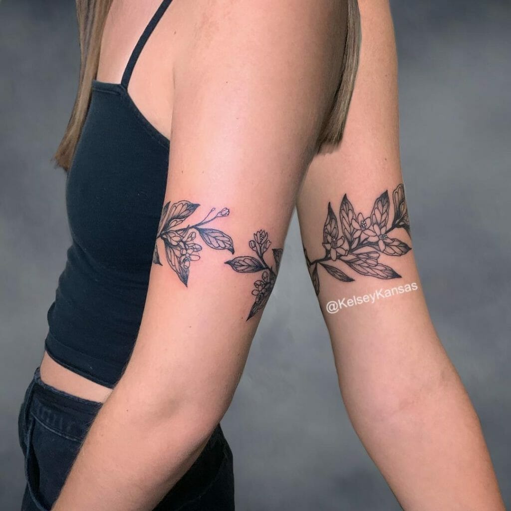 How to wear your botanical tattoo like a bracelet
