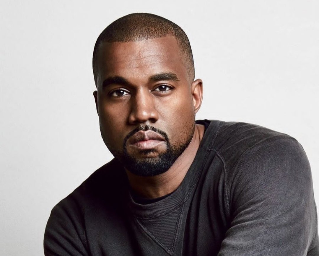 Fans go wild when Zachary Fox’s bizarre prediction about Kanye West turns out to be true

+2023