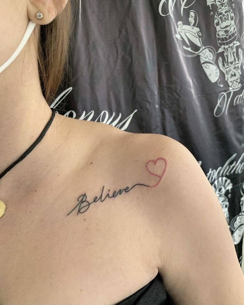 Schulter glaube Tattoo