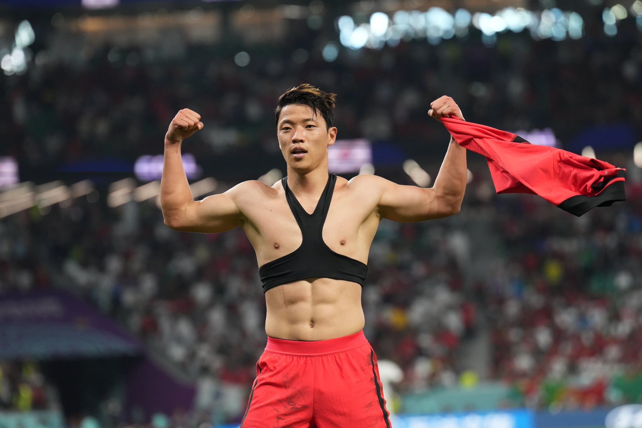 AL RAYYAN, QATAR – DECEMBER 02: Hwang Hee-chan of Korea celebrates after scoring his second goal during the Group H match of FIFA World Cup Qatar 2022 between Korea Republic and Portugal at Education City Stadium on December 02, 2022 in Al Rayyan, Qatar scored.  (Photo by Amin Mohammad Jamali/Getty Images)