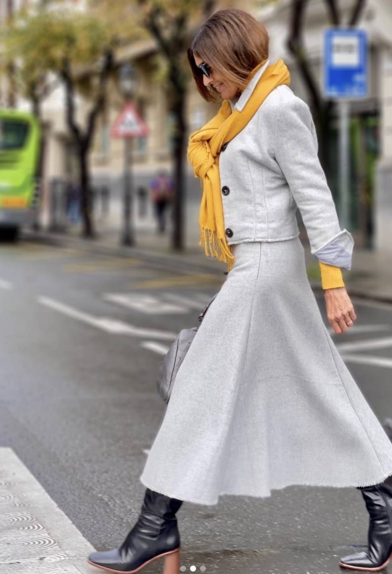 Ana Antolin with a Sfera skirt