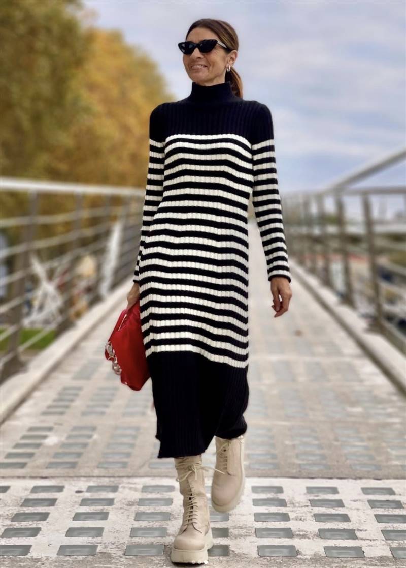 Ana Antolin in a Zara knitted dress