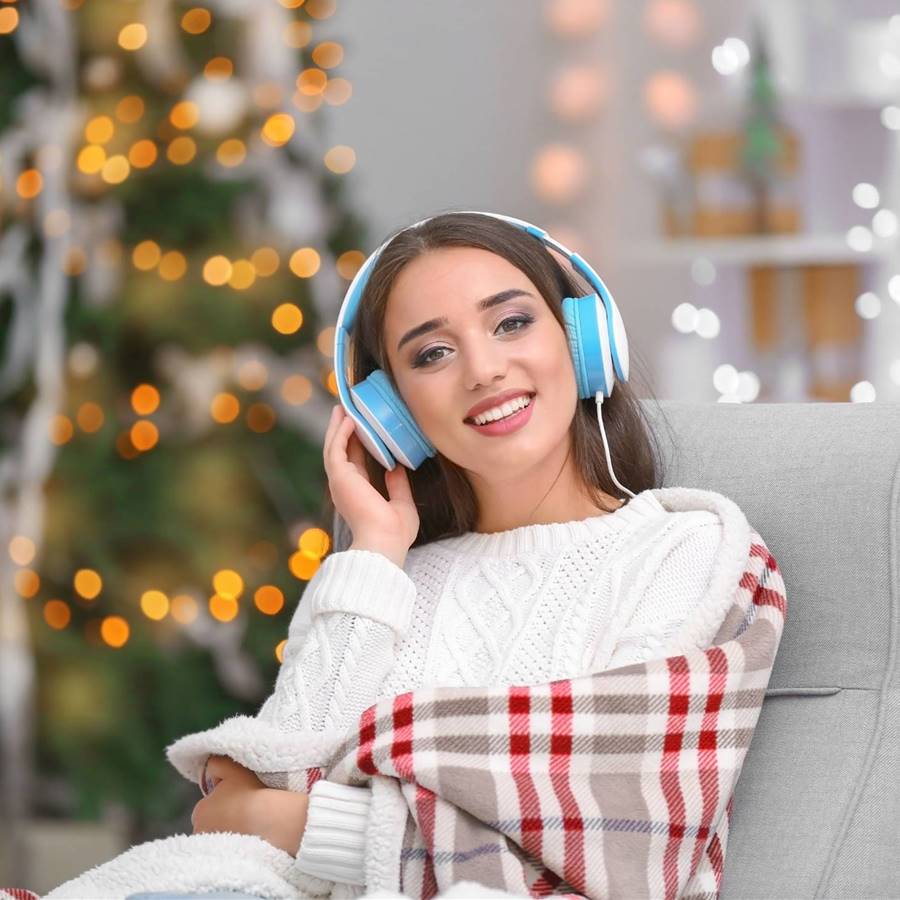 The 100 Christmas songs that will wake up your Christmas spirit