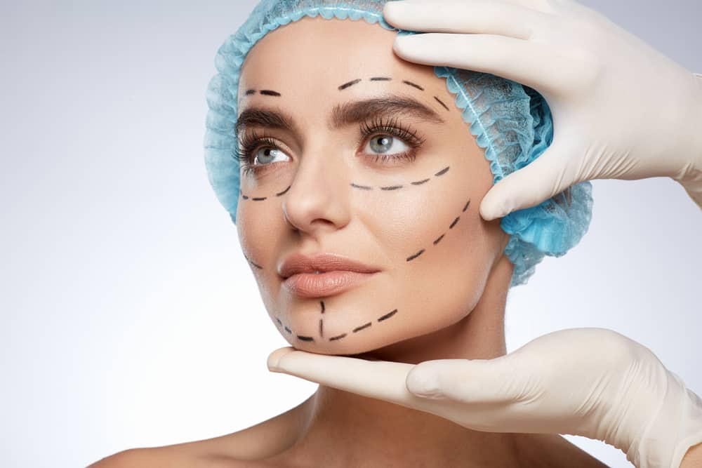 What You Should Know Before Having Plastic Surgery

+ 2023