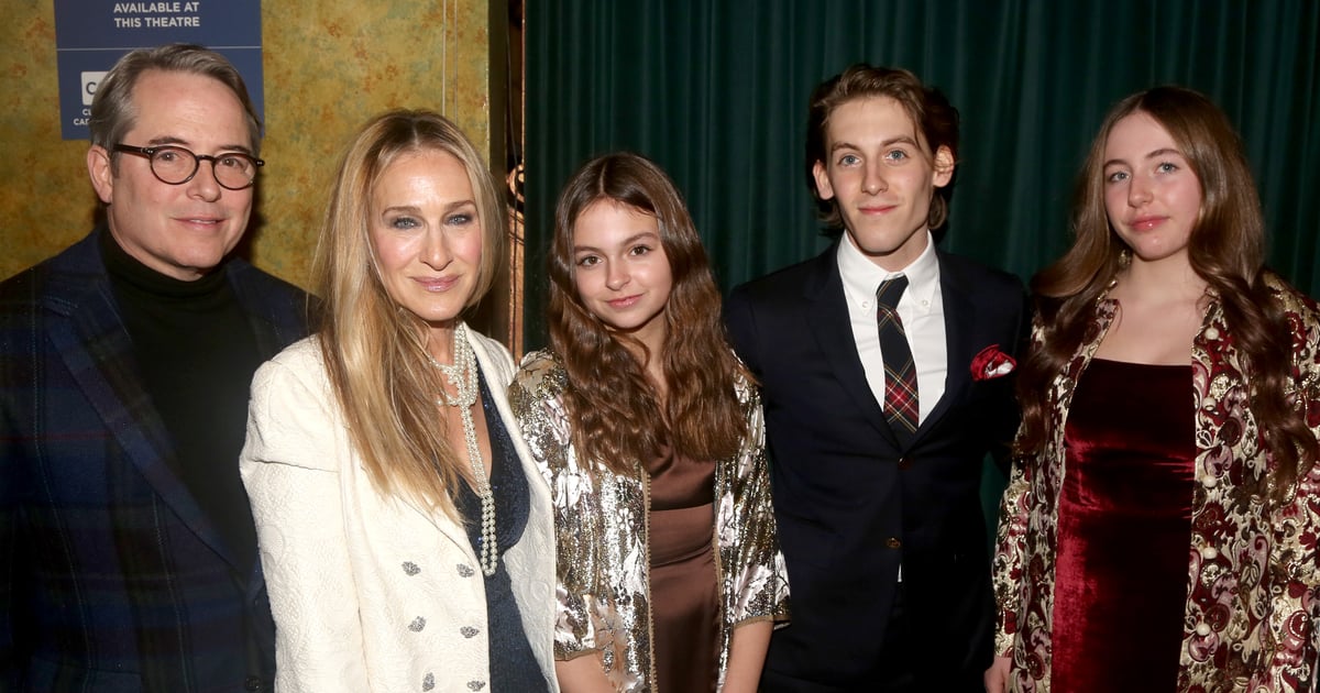 Sarah Jessica Parker and family at a Broadway show

+2023