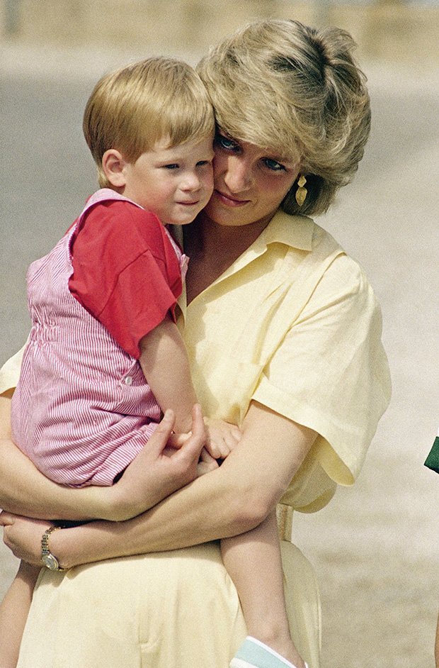 Baby Harry and Princes Diana