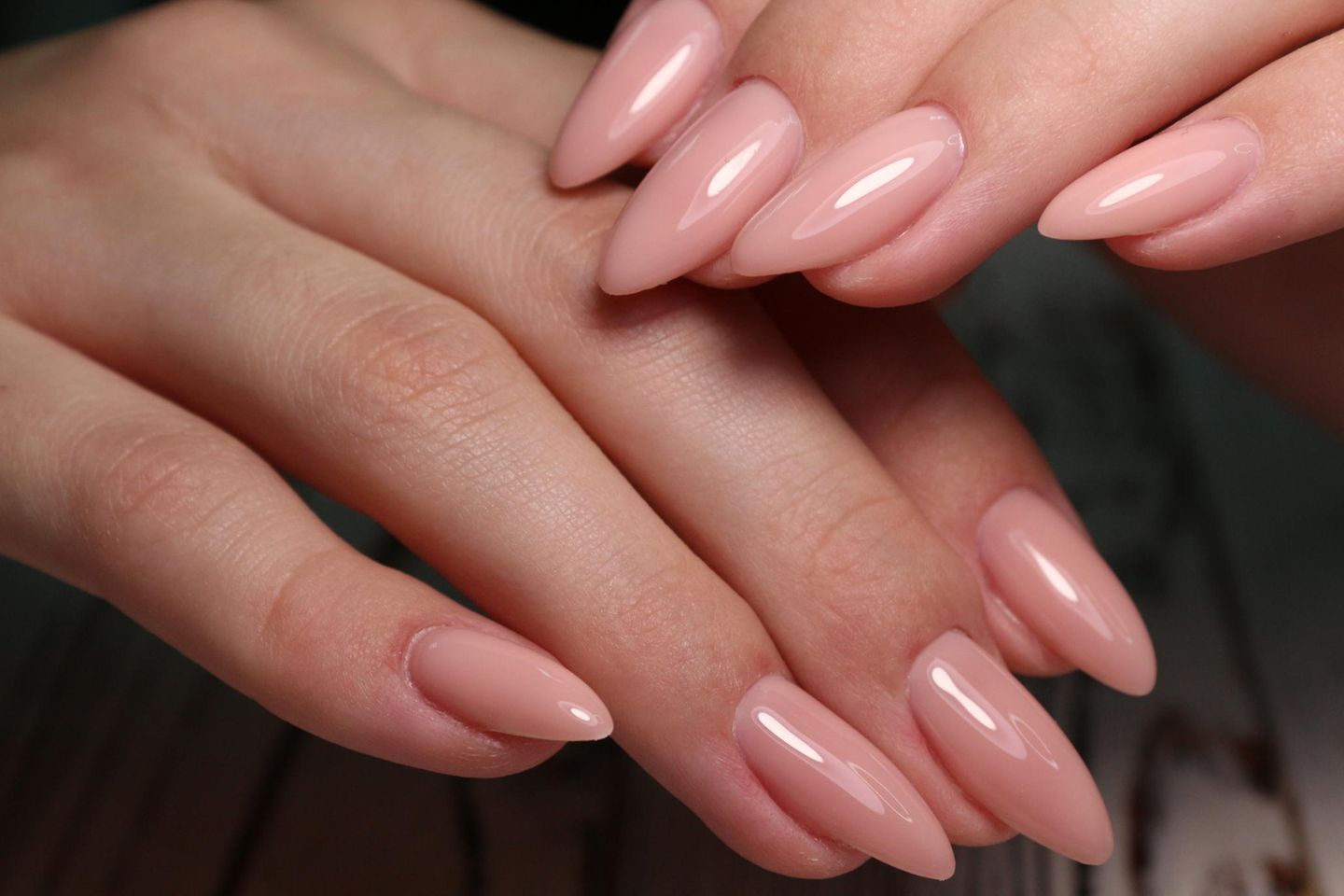 Nail trend: We wear this manicure in winter