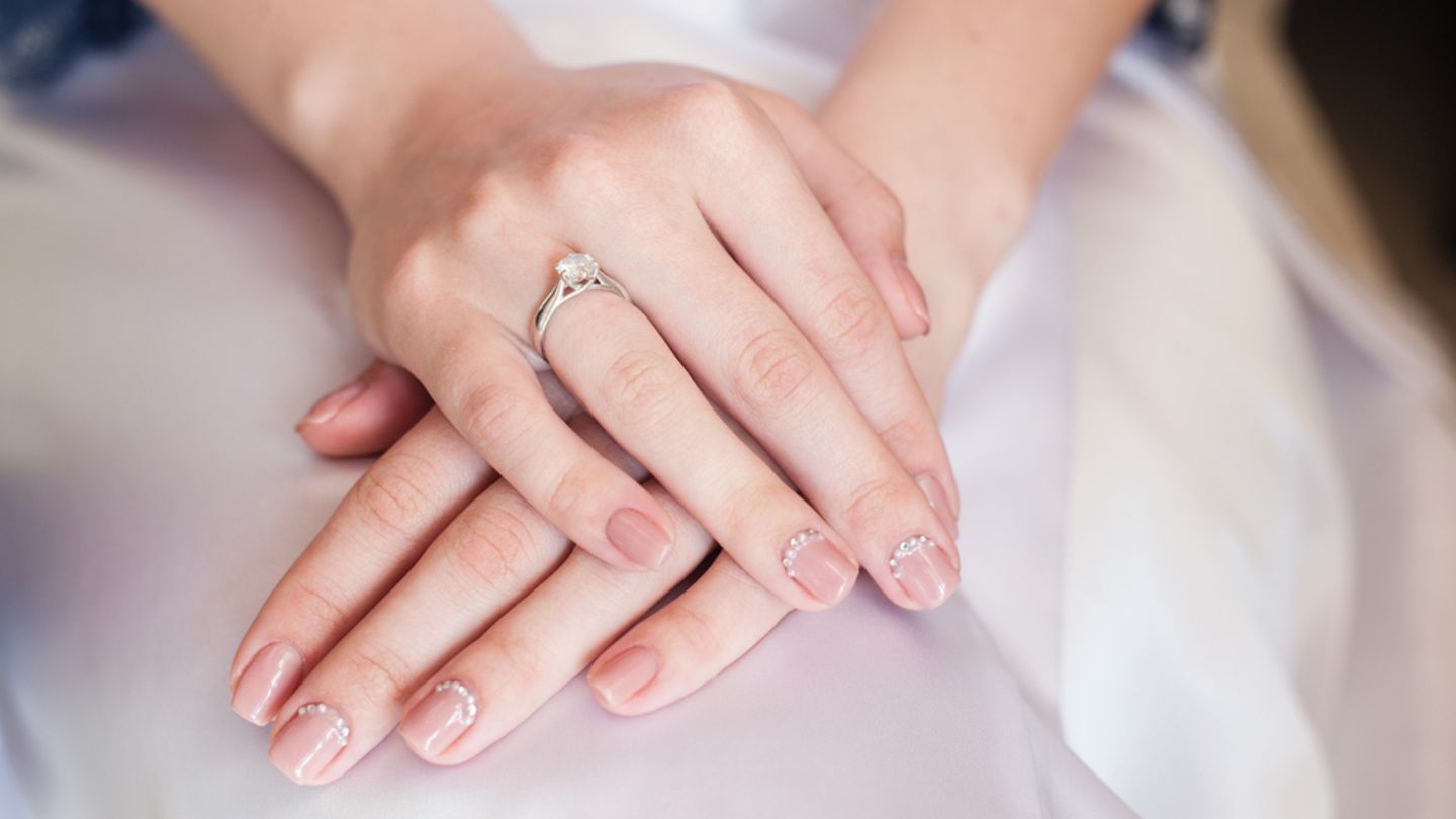 Wedding nails – ideas for your wedding in the gallery
+2023